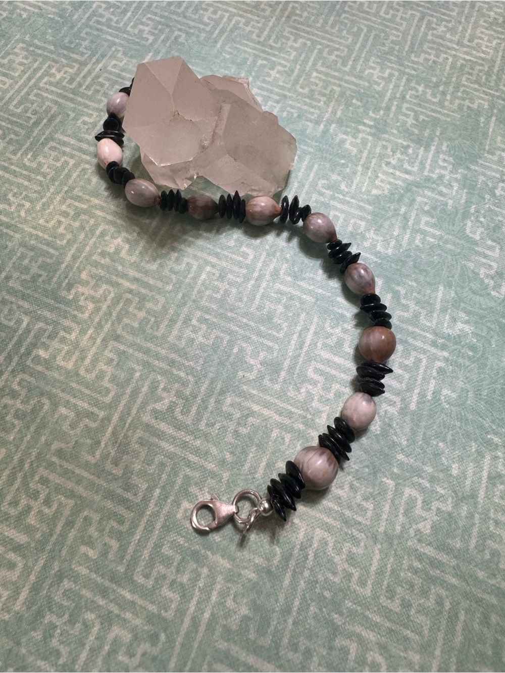 HAWAIIAN JOBS TEARS AND KOA SEEDS BRACELET